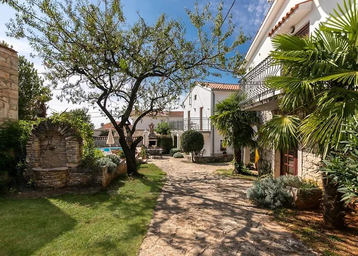 빌라 Vito Kaštelir